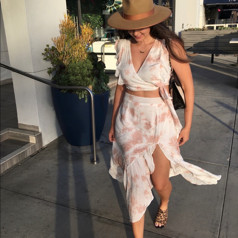 Neutral tie dye coordinating set